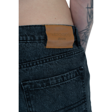 Laden Sie das Bild in den Galerie-Viewer, LOGO SHORT