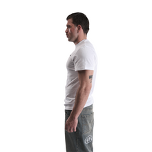 Laden Sie das Bild in den Galerie-Viewer, ONE SLIM FIT T-SHIRT