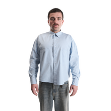 Laden Sie das Bild in den Galerie-Viewer, OXFORD LETTERING SHIRT