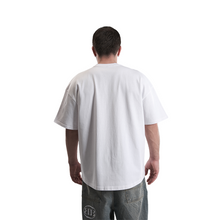 Laden Sie das Bild in den Galerie-Viewer, GRILLZ T-SHIRT