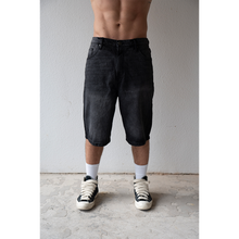 Laden Sie das Bild in den Galerie-Viewer, LOGO SHORT DENIM