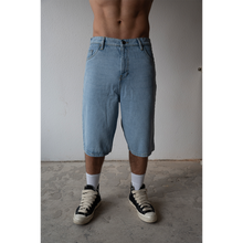 Laden Sie das Bild in den Galerie-Viewer, LOGO SHORT DENIM