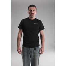 Laden Sie das Bild in den Galerie-Viewer, ONE SLIM FIT T-SHIRT