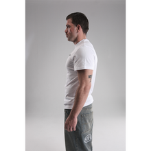 Laden Sie das Bild in den Galerie-Viewer, ONE SLIM FIT T-SHIRT