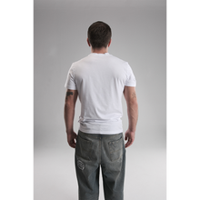 Laden Sie das Bild in den Galerie-Viewer, ONE SLIM FIT T-SHIRT