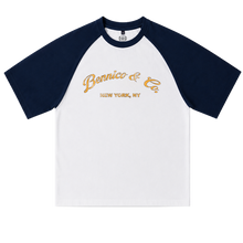 Laden Sie das Bild in den Galerie-Viewer, Baseball T-Shirt